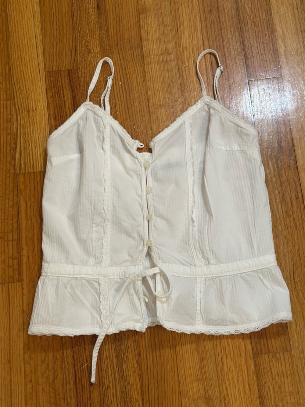 Brandy Melville Edon Top is a white, lace-trimmed camisole OS (#5)